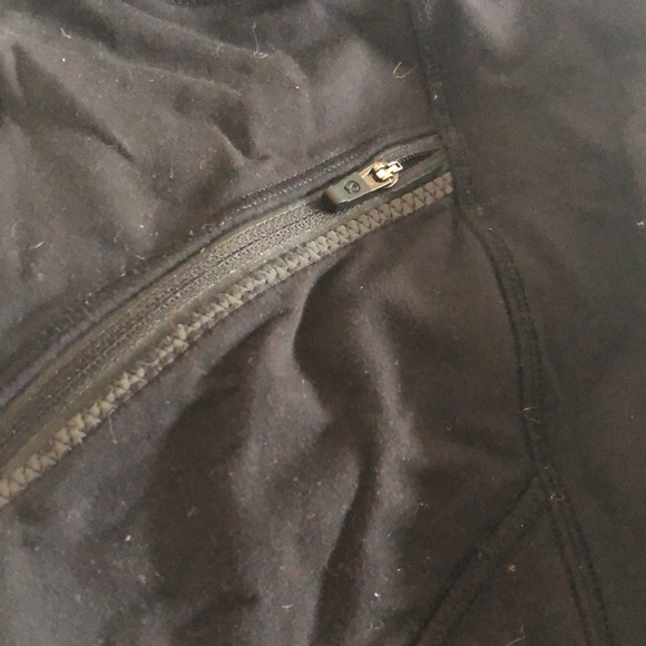 Black Lulu Lemon Leggings Size 6 - Picture 4 of 8